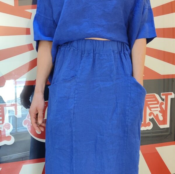 blue linen skirt with pockets