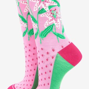 pink lily bamboo socks