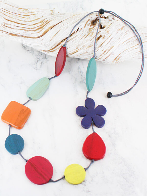 mixed shapes necklace