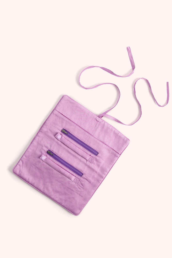 powder iris jewellery roll
